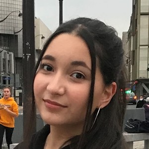 Maya - Prof de maths - Paris