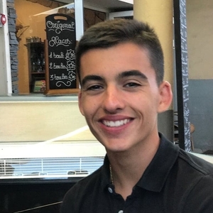 Yoan - Professeur pour apprendre à bien manger - Saint-André