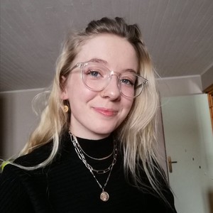 Leila - Prof de biologie - Glasgow