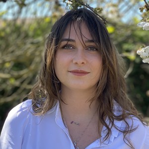 Clara - Prof de maths - Baziège
