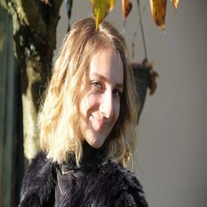 Lili - Prof d'aide aux devoirs - Brignais