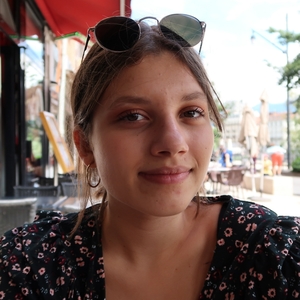 Louna - Prof d'aide aux devoirs - Challes-les-Eaux