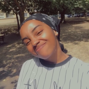 Haïra - Prof de français - 