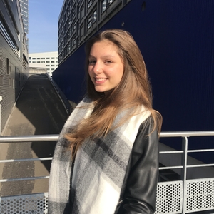 Thaïs - Prof d'aide aux devoirs - La Celle-Saint-Cloud