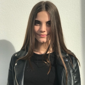 Sara - Prof de maths - Bordeaux