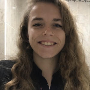 Jade - Prof d'initiation informatique - Saint-Jean-le-Blanc