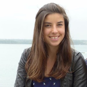 Léa - Prof de maths - Fouesnant
