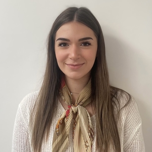 Laura - Prof d'aide aux devoirs - Oullins