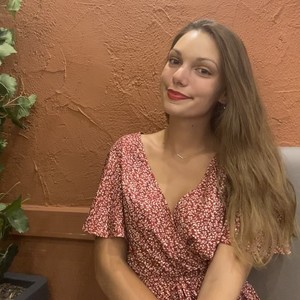 Julia - Prof de maths - Vauciennes