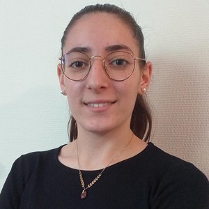Elif - Prof de maths - Corbeil-Essonnes
