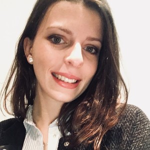 Clara - Prof de maths - Roanne