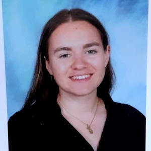 Chloé - Prof d'aide aux devoirs - Suresnes