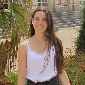 Victoria - Prof d'aide aux devoirs - Grenoble