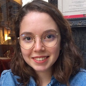 Chloé - Prof de maths - Tours