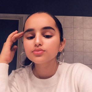 Sara - Prof de maths - Argenteuil