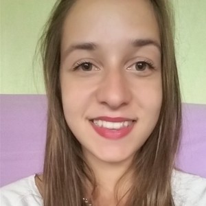 Maëva - Prof de maths - Saint-Denis
