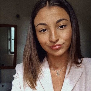 Justine - Prof d'anglais - Nîmes