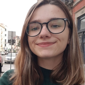Inès - Prof de physique - chimie - Arcueil