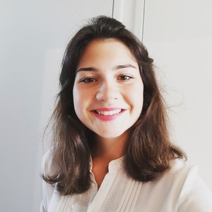 Kelly - Prof d'espagnol - La Rochelle