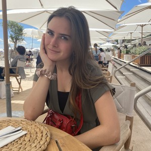 Louisa - Prof de maths - Francheville