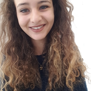 Emma - Prof d'aide aux devoirs - Bondigoux