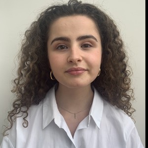 Manon - Prof de maths - Rennes