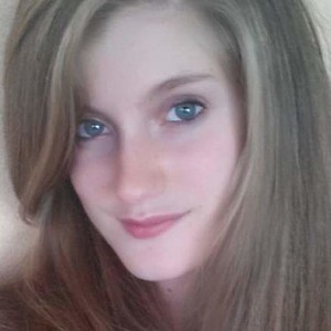 Laura - Sortie d'école & baby-sitting - Grenoble