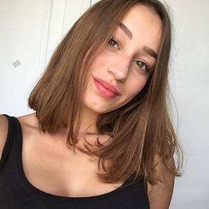 Eva - Prof de soutien scolaire - Elven