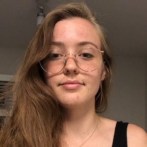 Laura - Prof de maths - Faumont