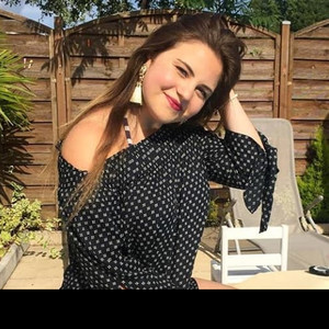 Gaby - Prof de SVT - Agen