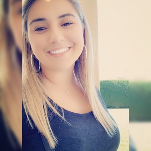 Chloé - Prof d'aide à la rédaction de cv - lettre de motivation - Bègles