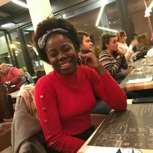Esther - Prof de comptabilité - Conflans-Sainte-Honorine