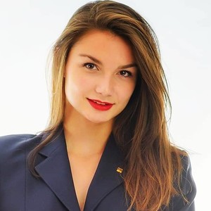 Albane - Prof d'aide à la rédaction de cv - lettre de motivation - Aytré