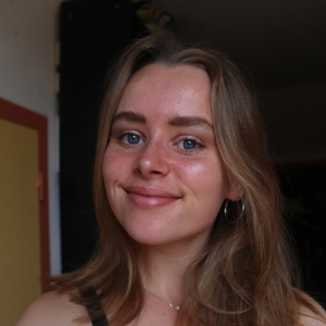 Louise - Prof de français - Le Faouët