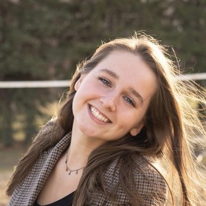 Ella - Prof d'anglais - Rouen