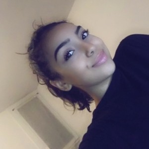 Imane - Prof de maths - Beaucaire