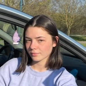 Fanny - Prof de maths - Bennecourt