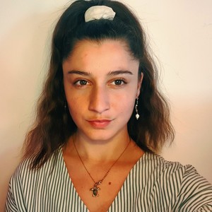 Romane - Prof d'aide aux devoirs - La Rochelle