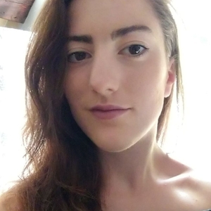 Raphaelle - Prof de droit public - Roinville