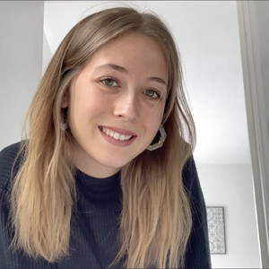Romane - Prof de maths - Limoges