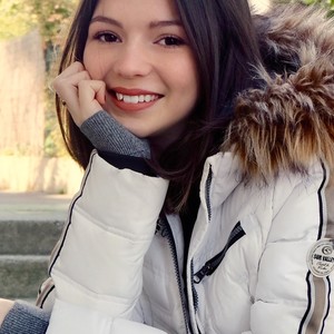 Coline - Prof de français - Carry-le-Rouet