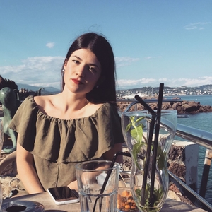 Chloé - Prof de maths - Cannes