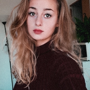 Léa - Prof d'aide aux devoirs - Paris