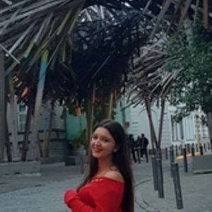 Lina - Prof d'expression orale - anglais - Mons