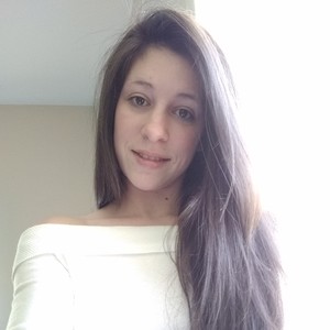 Julie - Prof d'aide aux devoirs - Le Mans