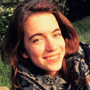 Delphine - Prof d'aide aux devoirs - Tarascon