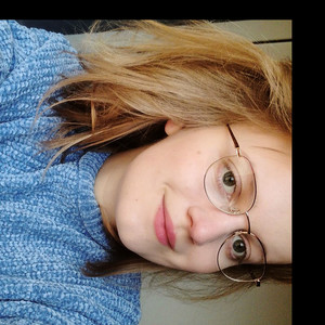 Louise - Prof de français - Caen