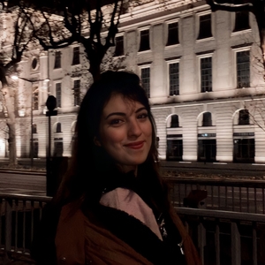 Imane - Prof de dessin - Aulnoy-lez-Valenciennes