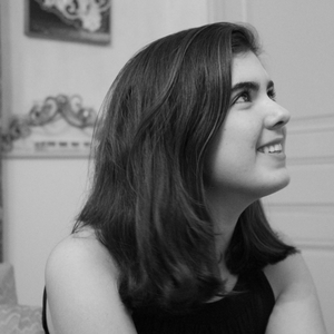 Fleur - Prof d'économie - Paris