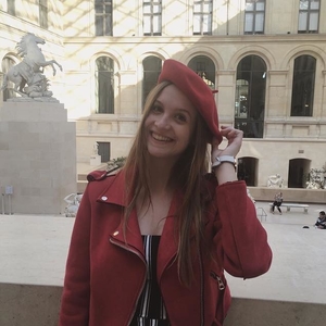 Alicia - Prof de biologie - La Hulpe